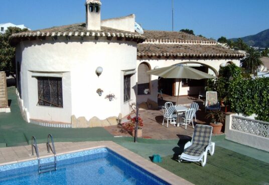 2032-Villa-en-Moraira-01