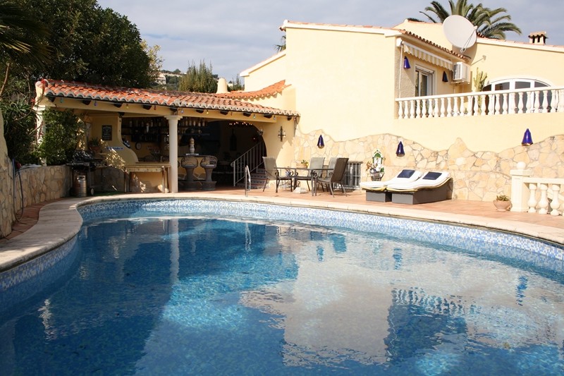 2255-Villa-en-Moraira-02