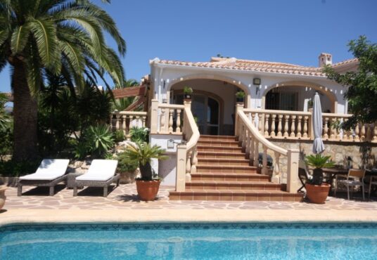 2733-Villa-en-Javea-01