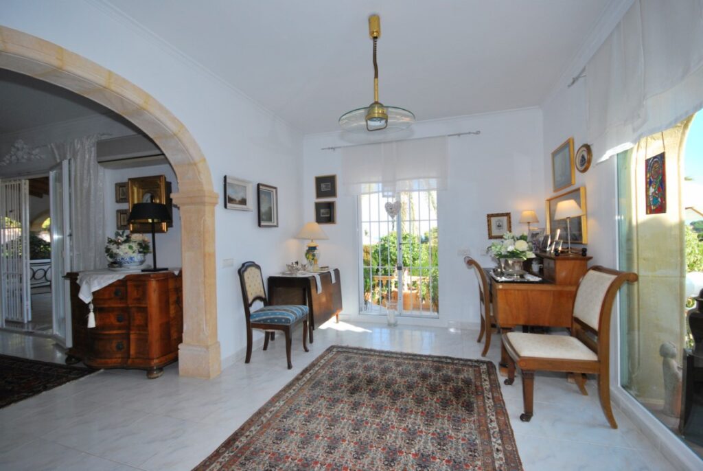 3050-Villa-en-Moraira-09