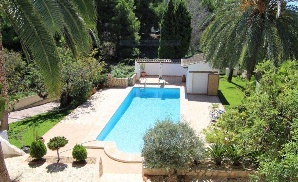 3400-Villa-en-Moraira-03