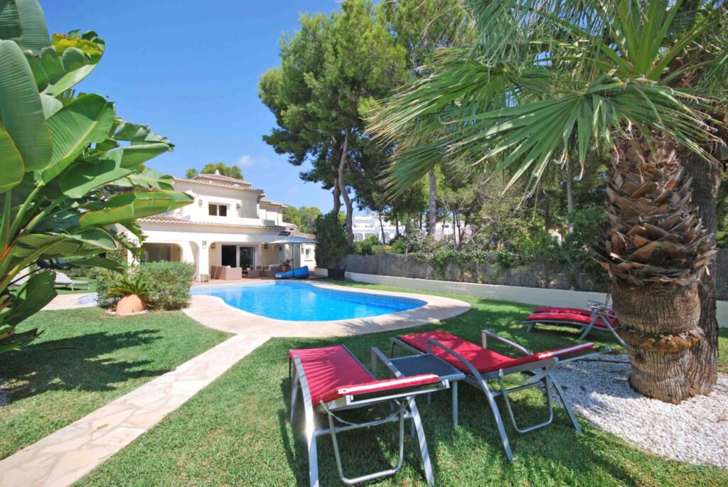 3902-Villa-en-Moraira-02