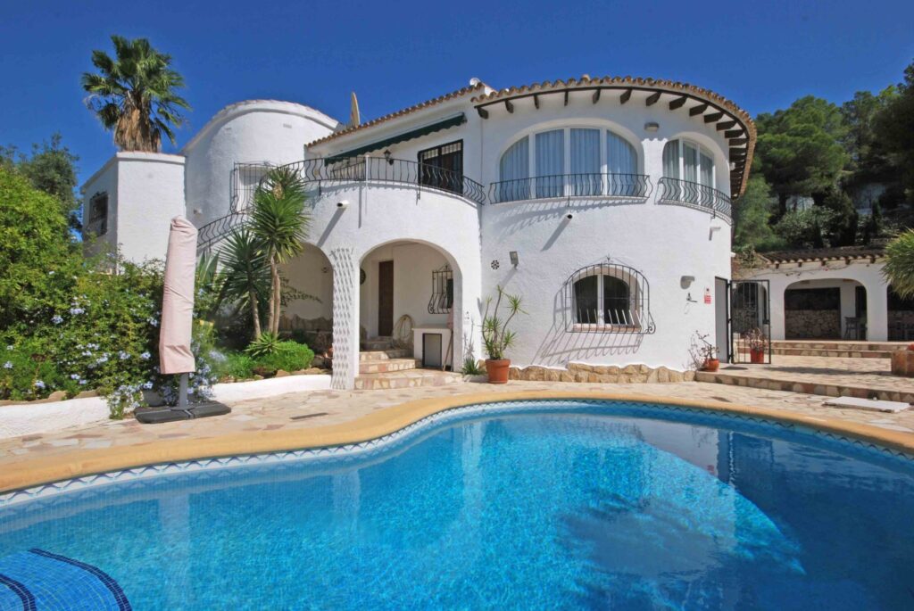 3682-Villa-en-Moraira-01