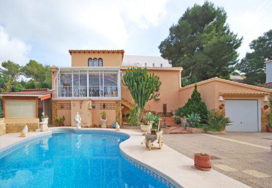 3744-Villa-en-Moraira-01