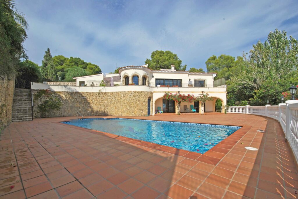 3703-Villa-en-Calpe-01