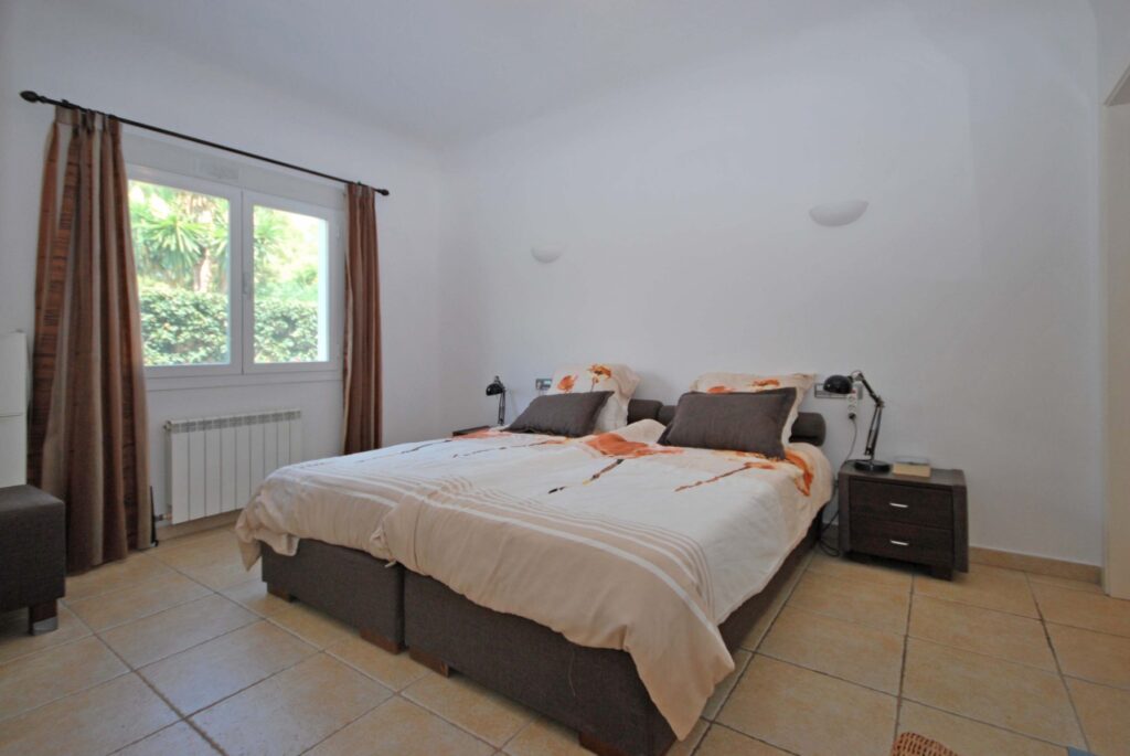 3902-Villa-en-Moraira-10