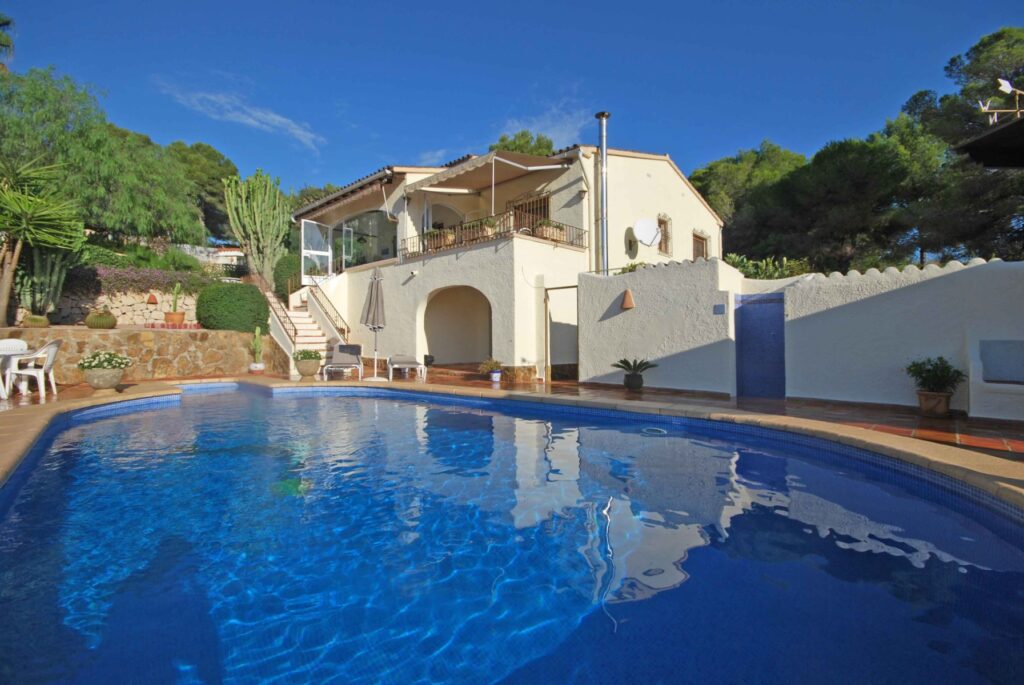 3937EX-Villa-en-Moraira-01