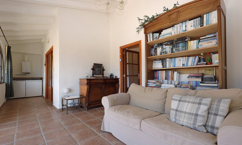 4098ND-Country house-en-Lliber-03