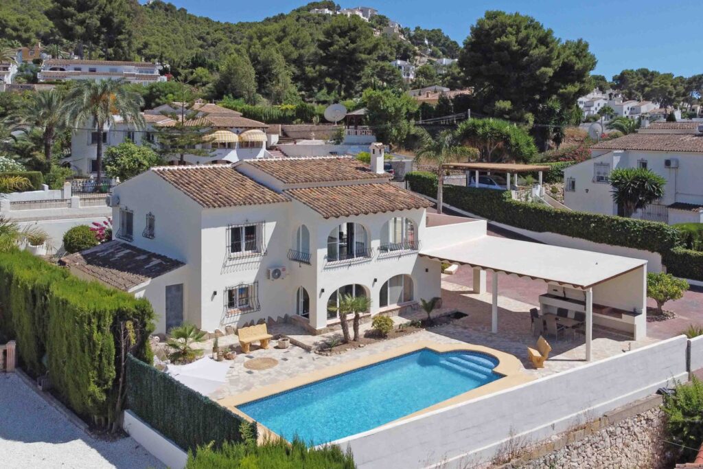 4110X-Villa-en-Moraira-01