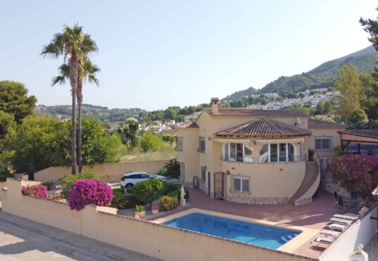 4113EX-Villa-en-Moraira-01