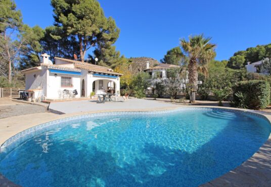 4292-Villa-en-Moraira-01